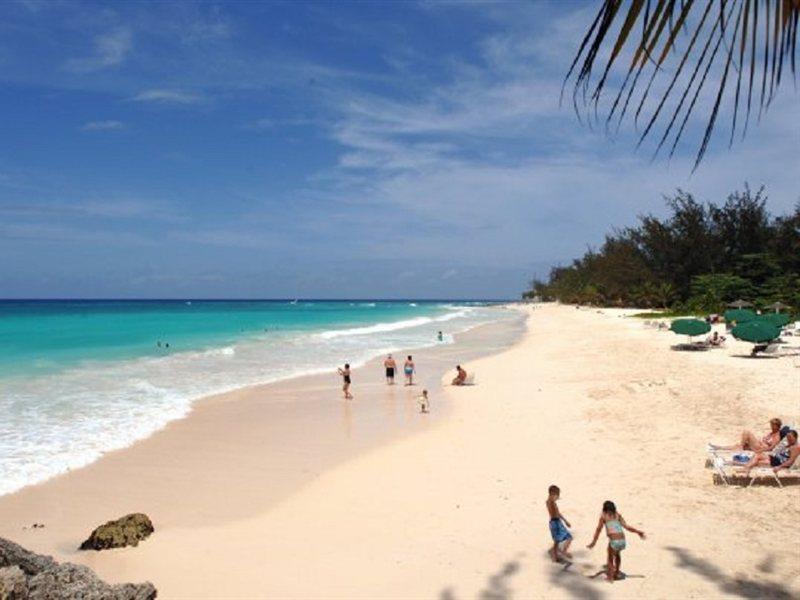 Bougainvillea Barbados كرايست تشيرش المرافق الصورة