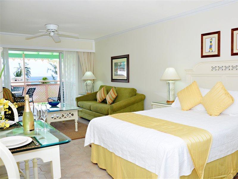 Bougainvillea Barbados كرايست تشيرش المظهر الخارجي الصورة